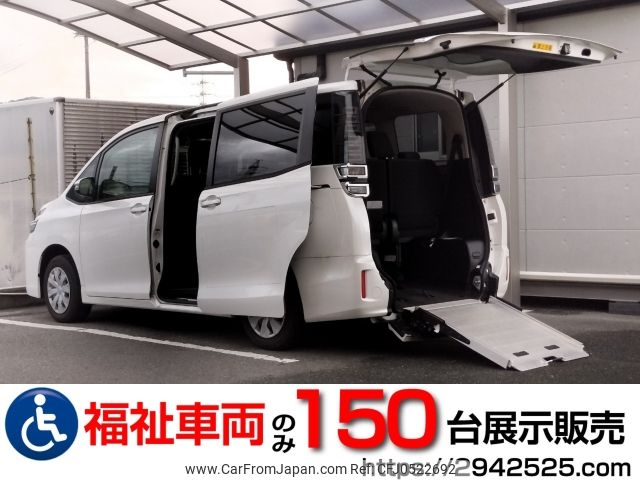 toyota voxy 2019 -TOYOTA--Voxy DBA-ZRR80Gｶｲ--ZRR80-0571188---TOYOTA--Voxy DBA-ZRR80Gｶｲ--ZRR80-0571188- image 1