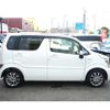 suzuki wagon-r 2017 GOO_JP_700080044130240818001 image 11