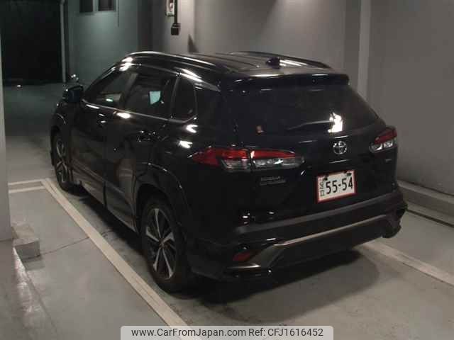 toyota corolla-cross 2024 CFJ1616452 image 2