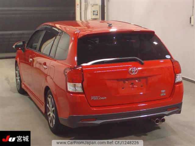 toyota corolla-fielder 2013 -TOYOTA--Corolla Fielder ZRE162G-7003884---TOYOTA--Corolla Fielder ZRE162G-7003884- image 2