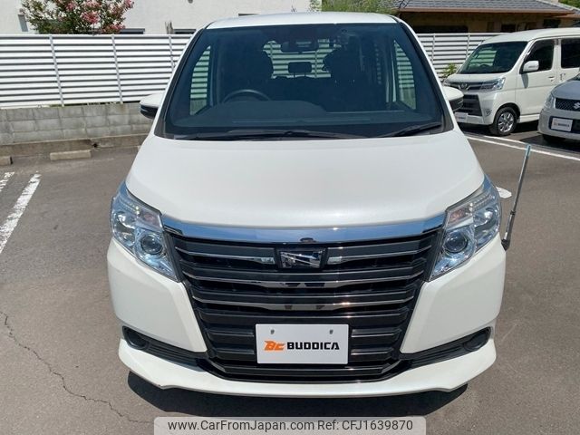 toyota noah 2016 CFJ1639870 image 2