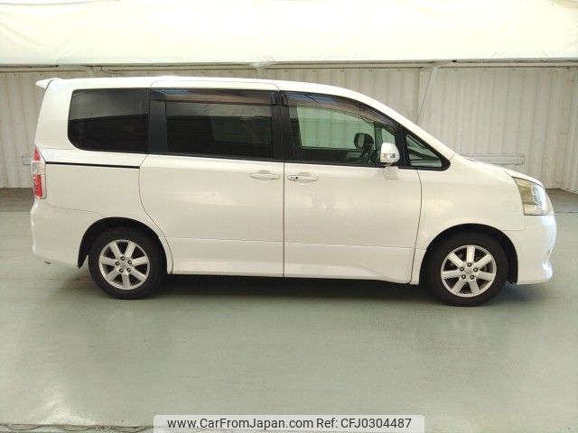 toyota noah 2009 ENHANCEAUTO_1_ea288453 image 2