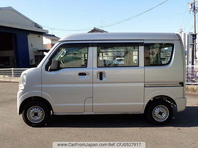 nissan Unknown 2016 24233001 image 2