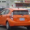 toyota aqua 2015 quick_quick_DAA-NHP10_NHP10-2403737 image 10