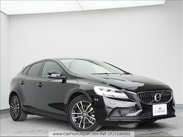 volvo v40 2018 -VOLVO--Volvo V40 MD4204T--K2546151---VOLVO--Volvo V40 MD4204T--K2546151- image 1