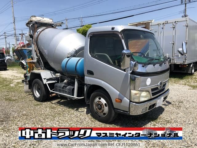 hino dutro 2010 GOO_NET_EXCHANGE_0701432A30250503W003 image 1