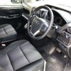 toyota voxy 2017 quick_quick_DBA-ZRR80W_0359698 image 3