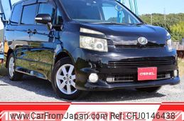 toyota voxy 2009 O11411