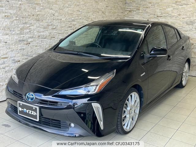 toyota prius 2019 quick_quick_ZVW51_ZVW51-8047611 image 2