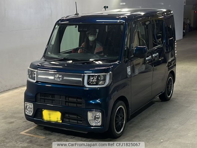toyota pixis-mega 2021 CFJ1825067 image 1