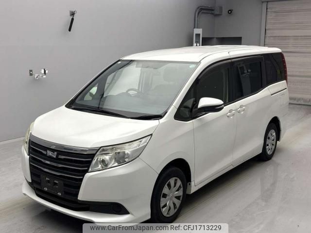 toyota noah 2014 CFJ1713229 image 1