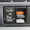 toyota voxy 2014 CFJ1639899 image 2