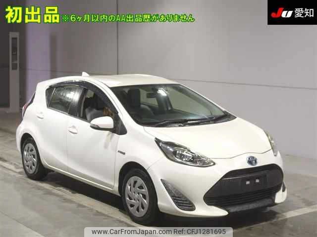 toyota aqua 2018 -TOYOTA--AQUA NHP10--6722588---TOYOTA--AQUA NHP10--6722588- image 1