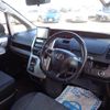 toyota voxy 2010 CFJ1799913 image 3
