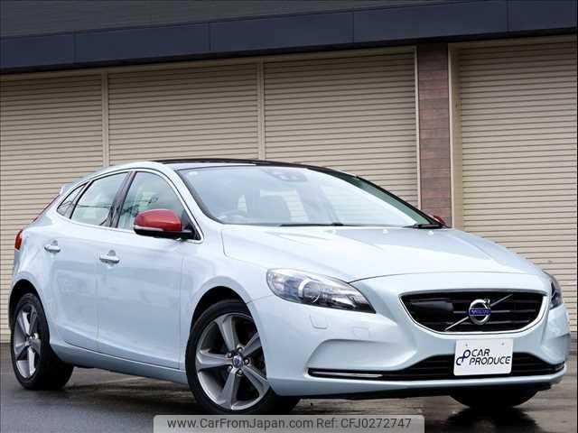 volvo v40 2013 -VOLVO--Volvo V40 MB4164T--E2092778---VOLVO--Volvo V40 MB4164T--E2092778- image 1