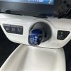 toyota prius-phv 2018 CFJ1590324 image 9