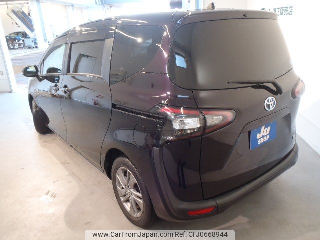 toyota sienta 2017 -TOYOTA--Sienta NHP170G--7113544---TOYOTA--Sienta NHP170G--7113544- image 2