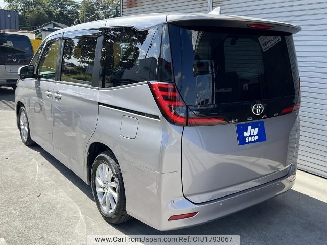 toyota noah 2023 CFJ1793067 image 2
