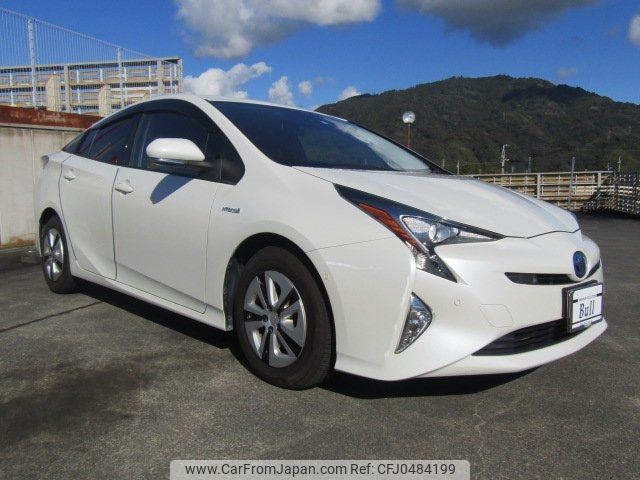 toyota prius 2017 -TOYOTA--Prius ZVW51--6063749---TOYOTA--Prius ZVW51--6063749- image 1