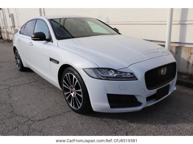 jaguar xf 2016 quick_quick_CBA-JB2GA_SAJBB4AG3GCY14594 image 1