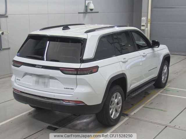 jeep grand-cherokee 2024 CFJ1528250 image 2