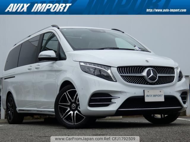 mercedes-benz v-class 2023 CFJ1792509 image 1