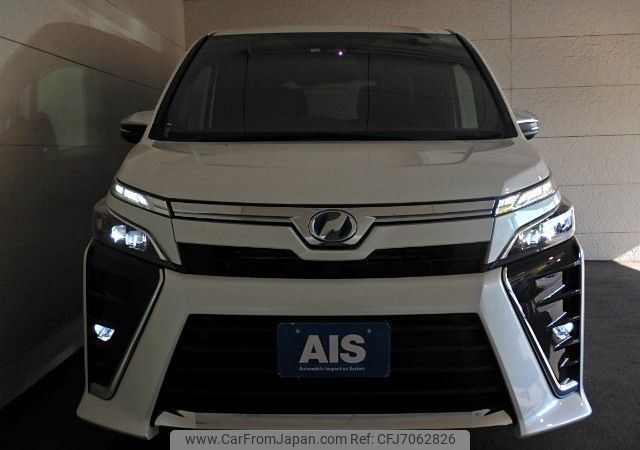 2018 Toyota Voxy DAA-ZWR80W 2WD - Car Price $24,527