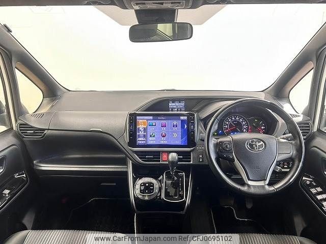 toyota voxy 2019 -TOYOTA--Voxy DBA-ZRR80W--ZRR80-0581291---TOYOTA--Voxy DBA-ZRR80W--ZRR80-0581291- image 2