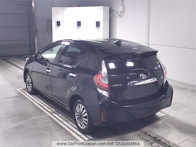 toyota aqua 2019 -TOYOTA--AQUA NHP10-6811708---TOYOTA--AQUA NHP10-6811708- image 2