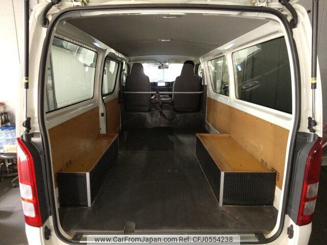 toyota hiace-van 2017 HT13770068 USS Osaka image 2