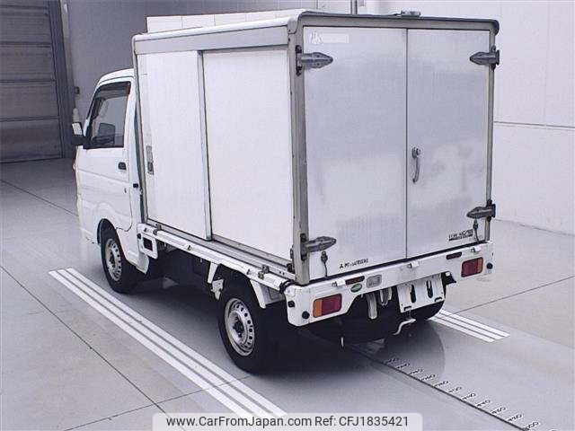 mitsubishi minicab-truck 2017 CFJ1835421 image 2