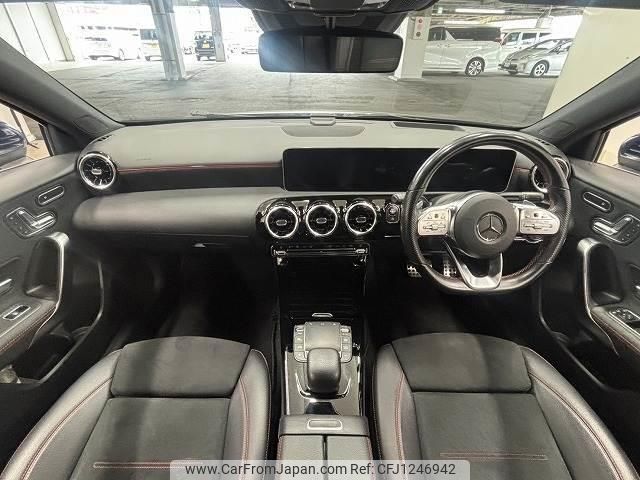 mercedes-benz a-class 2020 quick_quick_3DA-177012_W1K1770122V059038 image 2