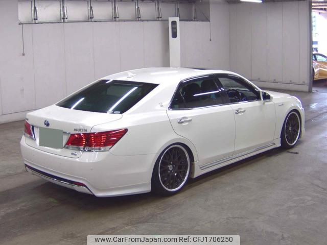 toyota crown-majesta 2015 CFJ1706250 image 2