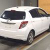 toyota vitz 2013 -TOYOTA--Vitz DBA-NSP130--NSP130-2124401---TOYOTA--Vitz DBA-NSP130--NSP130-2124401- image 2