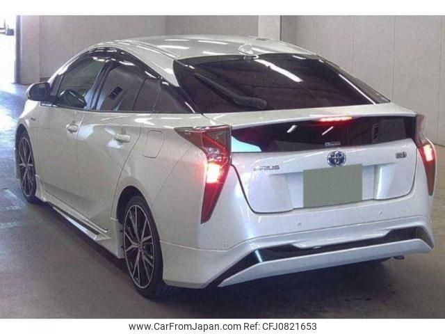 toyota prius 2017 quick_quick_DAA-ZVW50_8037229 image 2