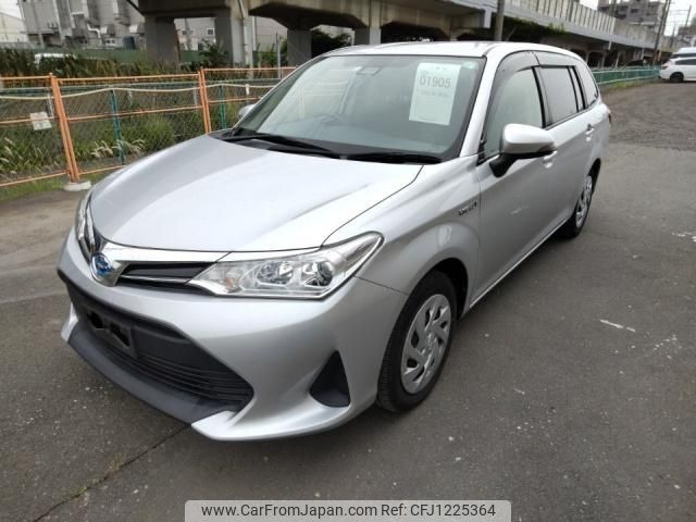 toyota corolla-fielder 2018 quick_quick_DAA-NKE165G_NKE165-7184297 image 1