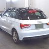 audi a1-sportback 2018 quick_quick_DBA-8XCHZ_WAUZZZ8X4JB041060 image 2