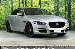 jaguar xe 2019 CFJ1831259