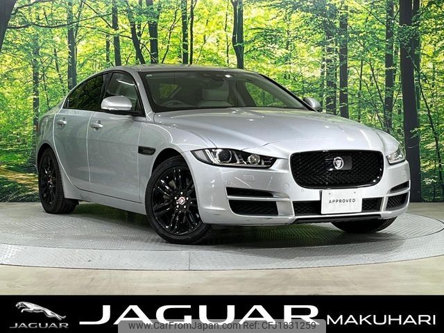 jaguar xe 2019 CFJ1831259 image 1