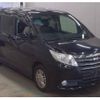 toyota noah 2016 CFJ1751774 image 1