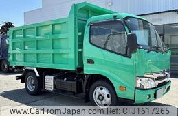 hino dutro 2024 CFJ1617265