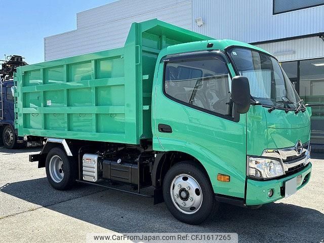 hino dutro 2024 CFJ1617265 image 1