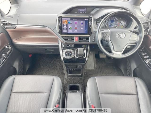 toyota esquire 2018 CFJ1788483 image 2