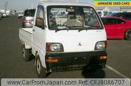 mitsubishi-minicab-truck-1995-1450-car_98d56733-c96a-442e-8a5a-1013349ead9e
