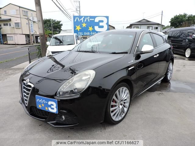 alfa-romeo giulietta 2013 GOO_JP_700054078630250518002 image 1