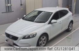 volvo v40 2015 -VOLVO--Volvo V40 MB4164T-YV1MV485BF2251660---VOLVO--Volvo V40 MB4164T-YV1MV485BF2251660-