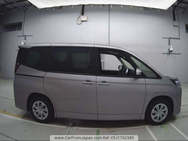 toyota noah 2023 CFJ1762385 image 2