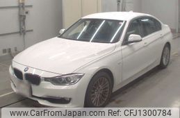 bmw 3-series 2014 -BMW--BMW 3 Series 3B20-WBA3B16090NS52074---BMW--BMW 3 Series 3B20-WBA3B16090NS52074-