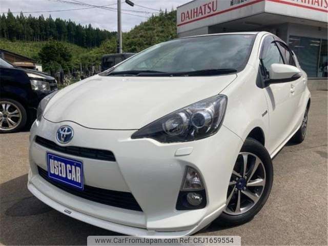 toyota aqua 2014 CFJ1659554 image 1