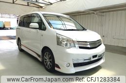 toyota noah 2011 CFJ1283384